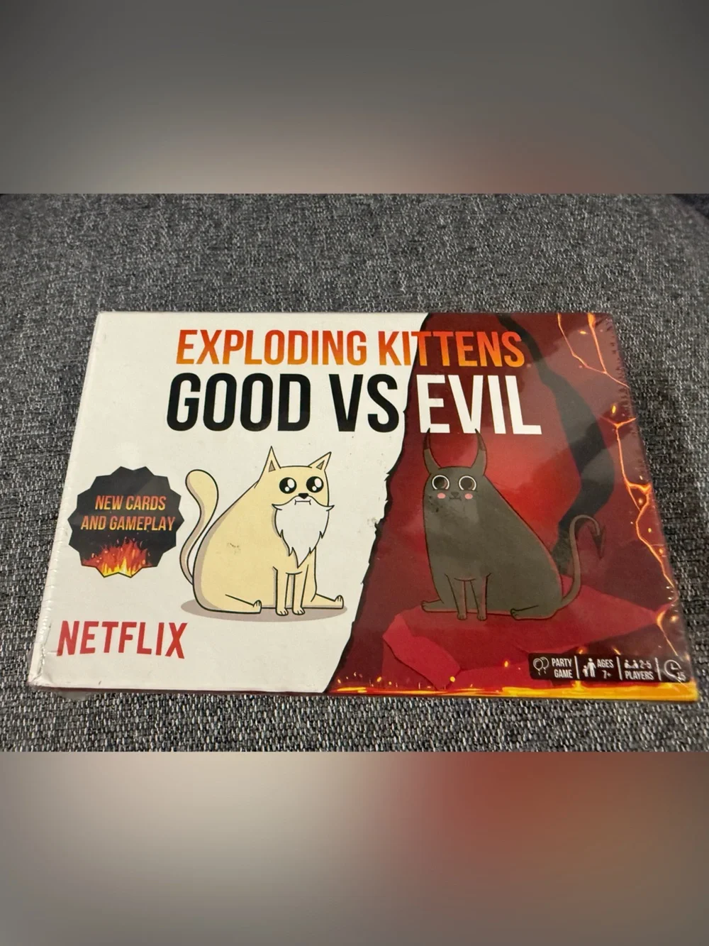 Netflix Exploding Kittens Good vs Evil Box - Red, White